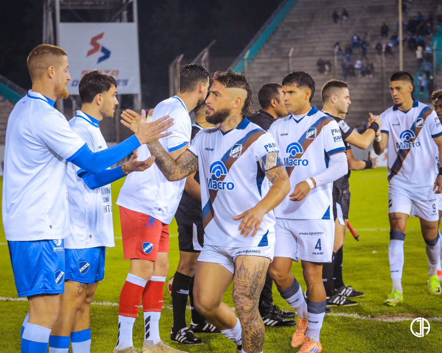 Juventud Antoniana perdió 2-0 ante Alvarado en Salta y quedó comprometido en el comienzo del Nonagonal B del Federal A 2026.
