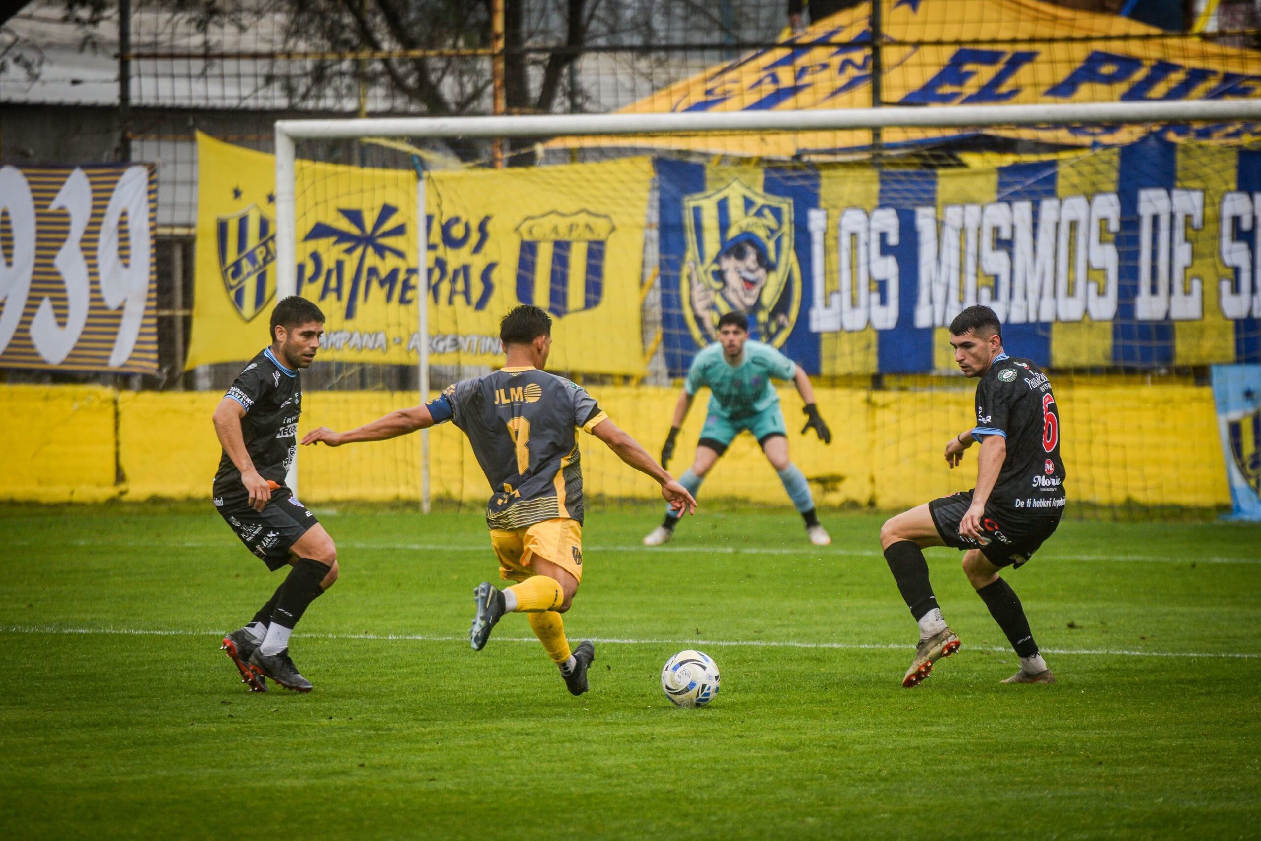 Puerto Nuevo dejó escapar una ventaja de dos goles y Yupanqui rescató un empate 2-2 en el comienzo de la fecha 24 de la Primera C.