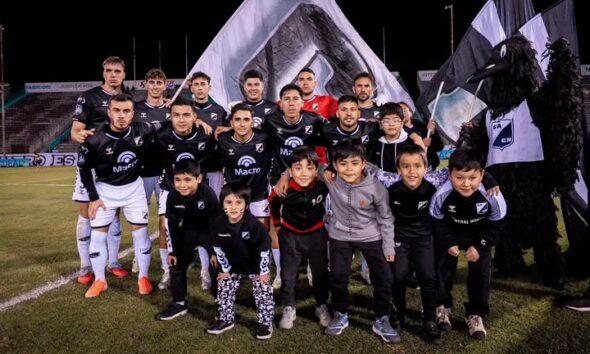 Central Norte venció 2-1 a Estudiantes con un gol agónico de Francisco Borda, llegó a 27 puntos y salió de la zona de descenso.
