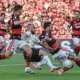 Flamengo aprovechó el tropiezo de Palmeiras y volvió a meterse de lleno en la pelea por el título del Brasileirão 2026.