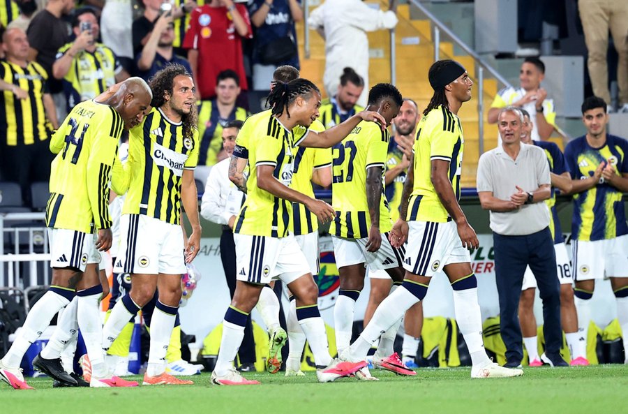 Aarhus y Fenerbahçe ganaron sus partidos de ida y quedaron bien posicionados para avanzar a los playoffs de la Champions League.