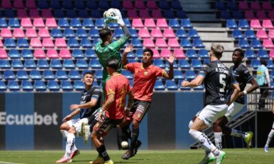Independiente del Valle amplió su ventaja y LDU remontó ante Delfín en el cierre de la jornada 23 de Ecuador.