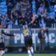 Grêmio y Coritiba ganaron en el inicio de la Jornada 22, mientras Botafogo-Fluminense y Remo-Atlético Mineiro repartieron puntos.
