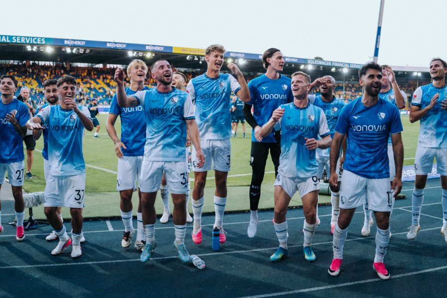 Bochum logró su primera victoria del torneo y Kiel remontó un 0-2 ante St. Pauli en la apertura de la segunda fecha.