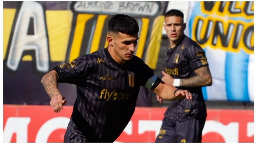 Almirante Brown trepó en la Zona A, Deportivo Madryn se afirmó en el Reducido y Agropecuario salió del descenso tras golear a Güemes.
