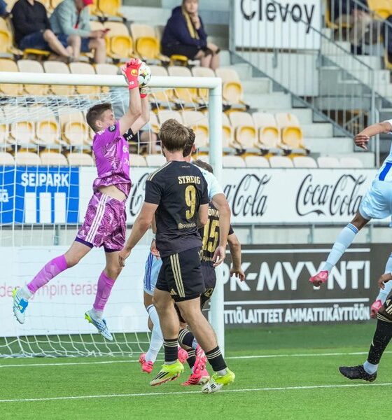 SJK goleó 3-0 a HJK, AC Oulu subió al podio e Inter Turku sostuvo su persecución en la Veikkausliiga.