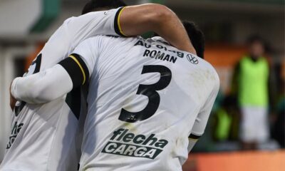 Defensa y Justicia derrotó 2-1 a Newell’s, recuperó su identidad y volvió a mostrar intensidad y protagonismo en Florencio Varela.