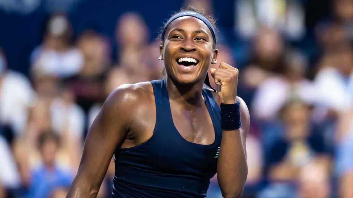 Pegula eliminó a Swiatek y Gauff terminó con la gran campaña de Bejlek para protagonizar una final estadounidense en Cincinnati.