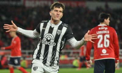 Mendoza tuvo una jornada perfecta ante los equipos de Avellaneda, River volvió al triunfo y Argentinos se escapó en la Zona B.