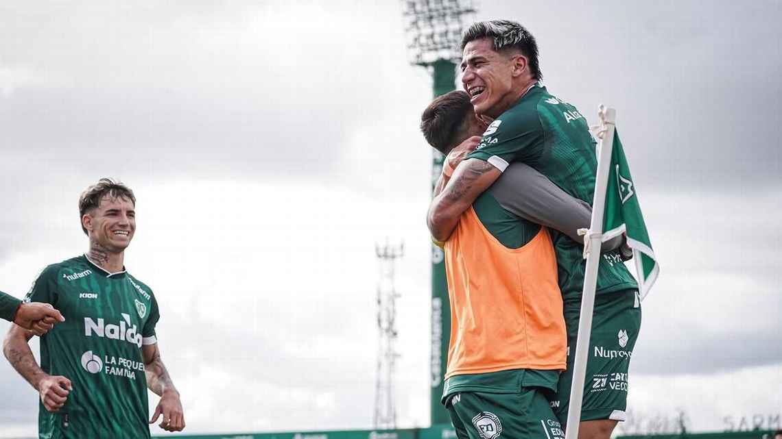 Sarmiento superó 2-0 a Huracán, se metió entre los primeros de la Zona B y Junior Marabel quedó como máximo goleador del Clausura.