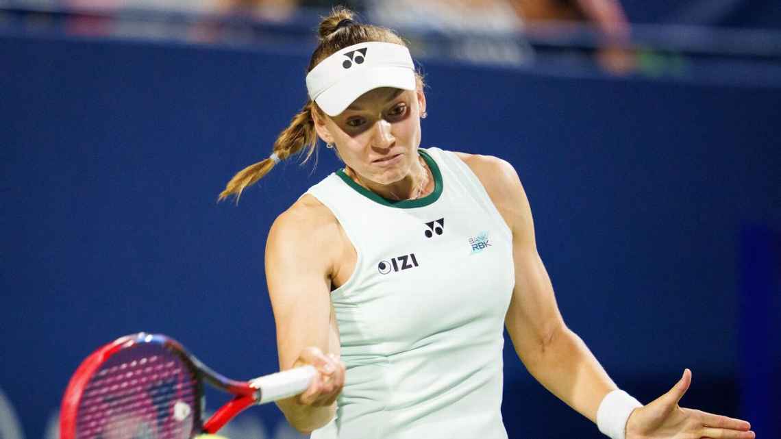 Swiatek reaccionó ante Svitolina, Rybakina remontó a Gauff y ambas definirán el título del WTA Toronto 2026.