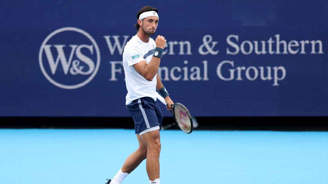Thiago Tirante volvió a remontar, eliminó a Jakub Mensik y alcanzó por primera vez los cuartos de final de un Masters 1000.