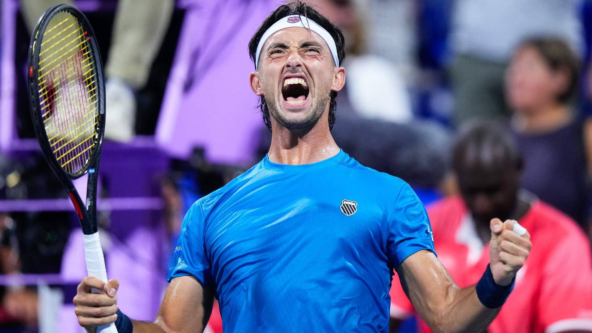 Tirante volvió a ganar en sets corridos y se metió entre los 16 mejores del Masters 1000 de Montreal.