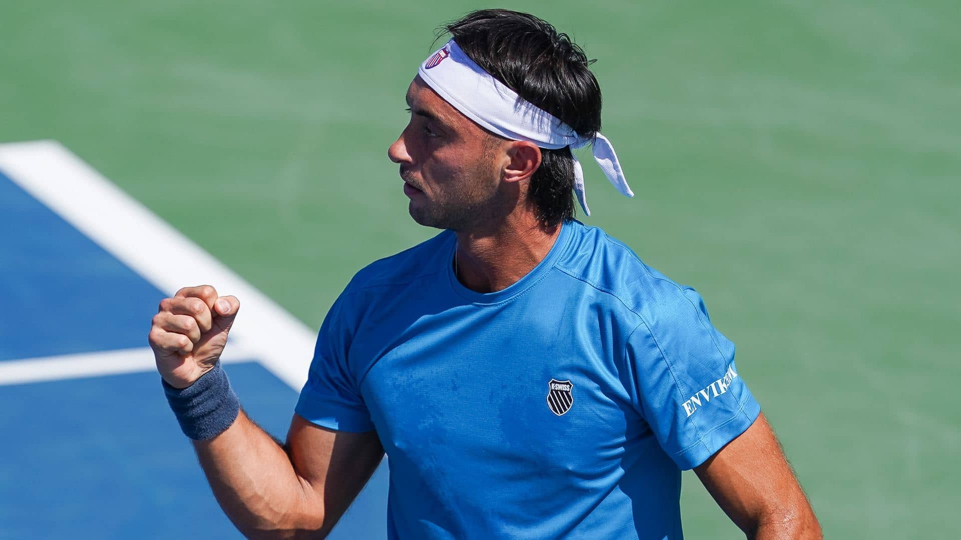 Tirante y Navone avanzaron en Montreal durante una jornada marcada por las eliminaciones de Zverev, Medvedev y Fritz.