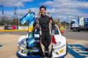 Juan Pablo Alé celebra un sábado perfecto en Junín tras lograr la pole position y la victoria en su debut en el Top Race y dominar la Fiat Competizione.