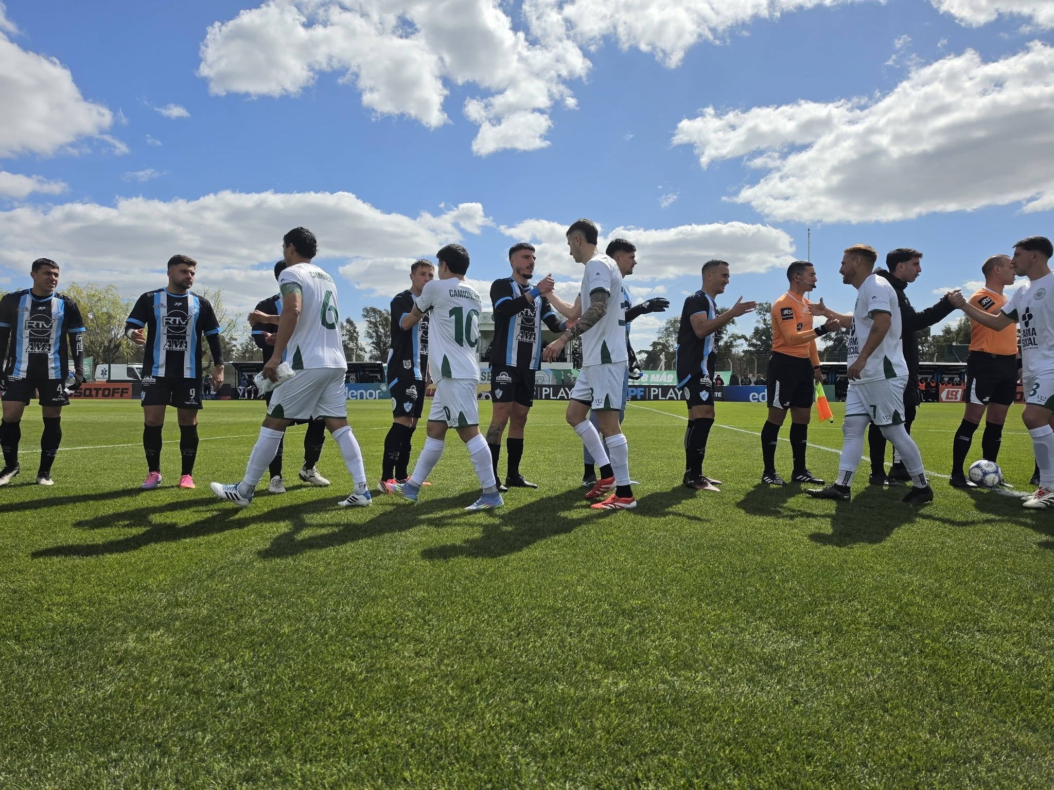 Arsenal, Camioneros y Talleres comparten la punta con 63 puntos. Excursionistas tiene 62 y puede recuperar el liderazgo ante Ituzaingó.