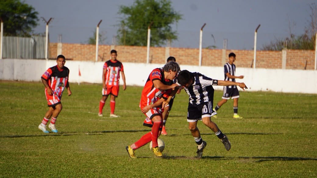 Resultados hasta el sábado 19, posiciones salteñas y agenda del domingo en la Fecha 4 del Regional Amateur 2026.