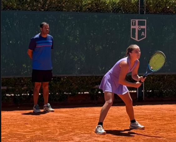 Sofía Cuoco es finalista del J60 de Concepción tras una contundente semifinal y buscará el título ante la brasileña Lara Cristina Hass.