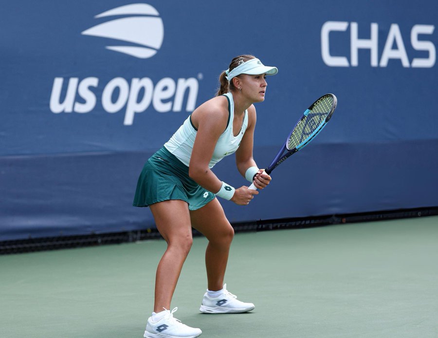 Larraya Guidi, Dotsenko, las hermanas Penickova y Efremova avanzaron en una intensa jornada del cuadro femenino junior del US Open.