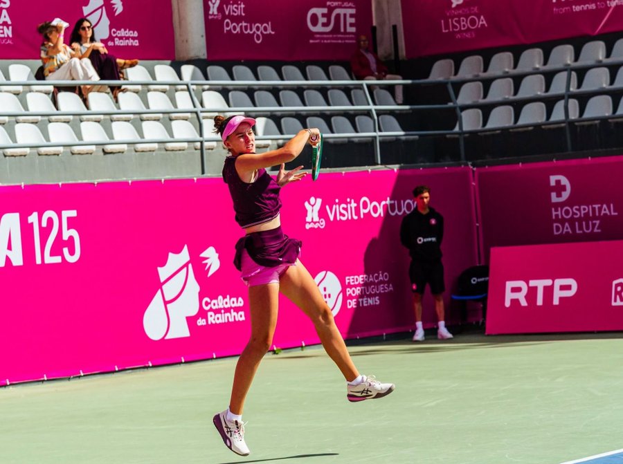 Tres WTA 125 definieron sus semifinales con triunfos destacados de Pohankova, Samson, Burel, Barthel, Kabbaj y Herrero Liñana.