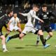 Central Norte resistió con diez en Puerto Madryn, empató 0-0 y alcanzó los 32 puntos. El Cuervo sigue fuera del descenso, pero con margen mínimo.