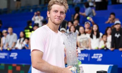 Alejandro Davidovich Fokina derrotó a Hubert Hurkacz en sets corridos y se quedó con el título en Chengdu.