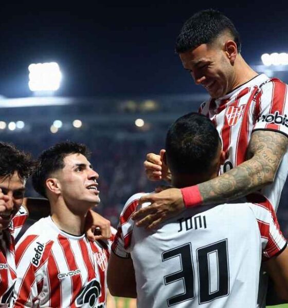 Instituto lidera y Huracán venció a River en la Fecha 10 del Clausura 2026
