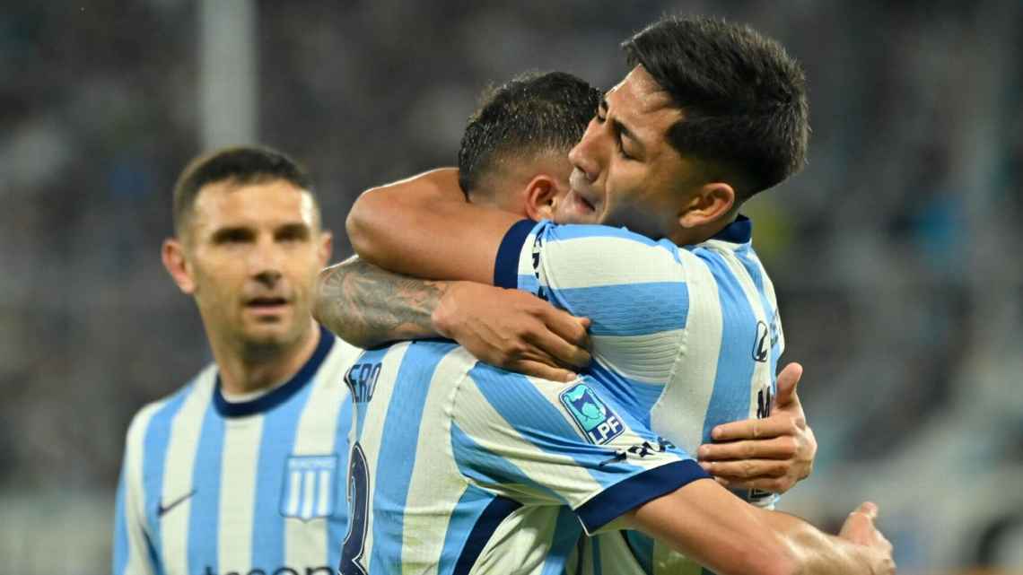 Racing volvió a ganar después de ocho fechas y Defensa desperdició una ventaja de dos goles en Santiago del Estero.