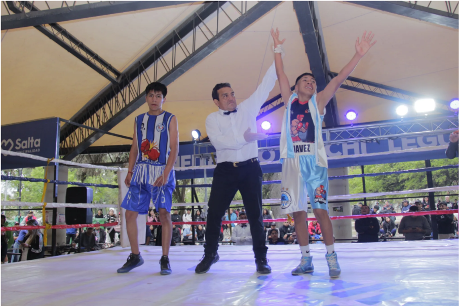 El Torneo Municipal de Boxeo 2026 cerró con sus finales en el Anfiteatro Cuchi Leguizamón de Salta. Más de 400 boxeadores participaron del campeonato, que consagró a 16 ganadores en su jornada decisiva.