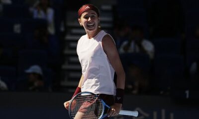Bartunkova eliminó a Sabalenka y sacudió el WTA Pekín, mientras Osaka, Andreeva, Noskova y Muchova siguen en carrera.