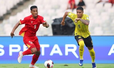 Malasia e Indonesia avanzaron en la FIFA ASEAN Cup tras eliminar a Vietnam y Tailandia.
