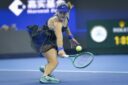 Bartunkova y Andreeva avanzaron a las semifinales del WTA Pekín 2026 tras vencer a Muchova y Alexandrova, respectivamente.