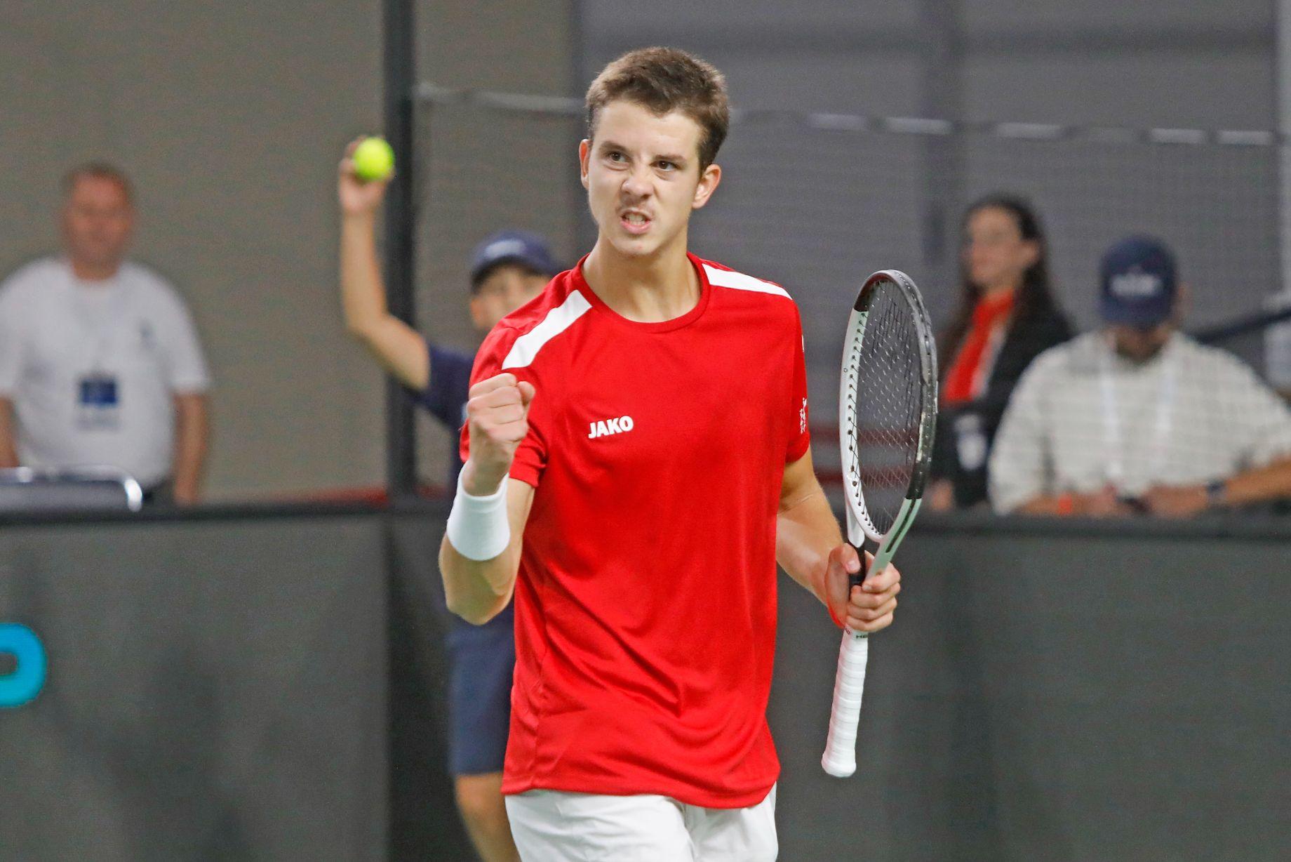 El circuito Challenger masculino definió cuatro campeones en una jornada internacional. Reis da Silva, Dodig, Passaro y Djere ganaron las finales en Portugal, Italia, España y China.