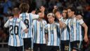 Argentina goleó a Bolivia en Córdoba y empezó a construir la era post Messi con jóvenes, liderazgo renovado y una actuación convincente.